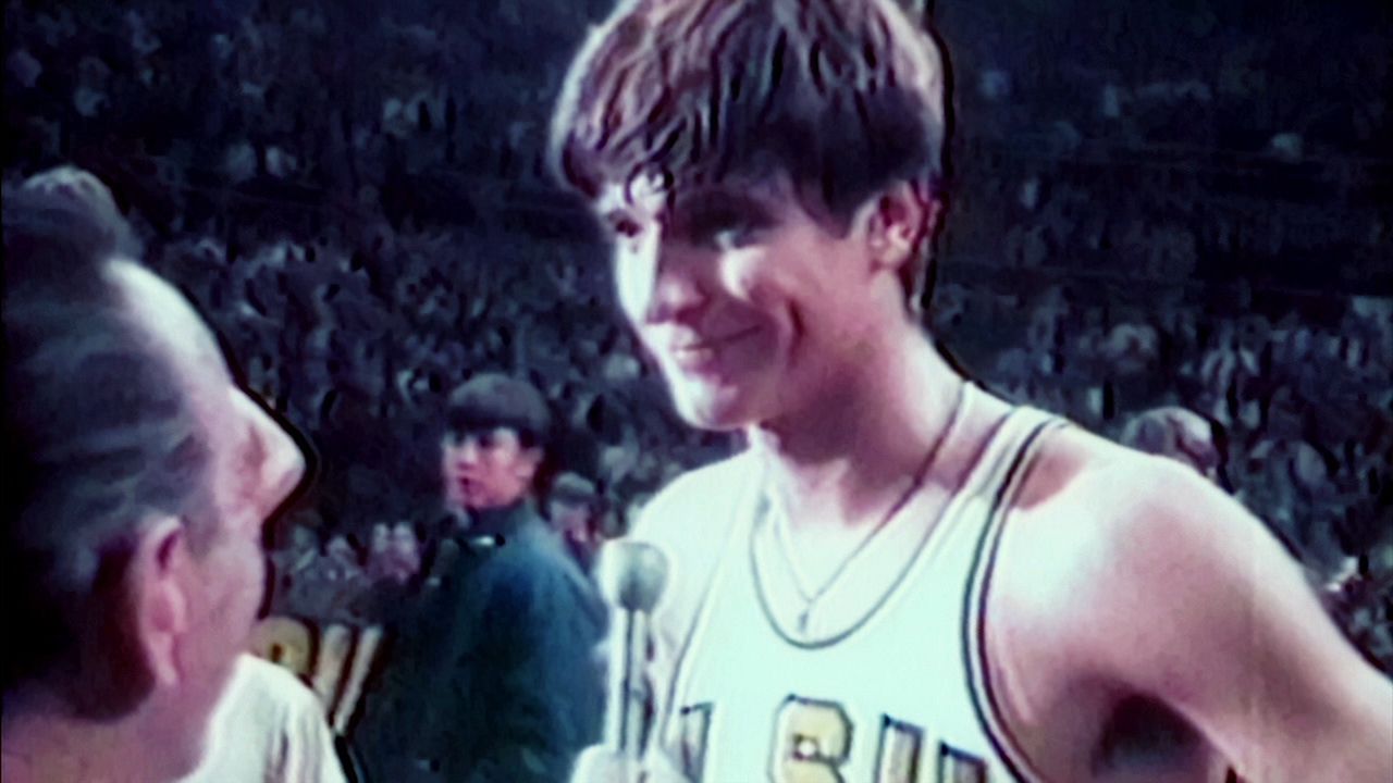 Pete Maravich forged legendary basketball career at LSU